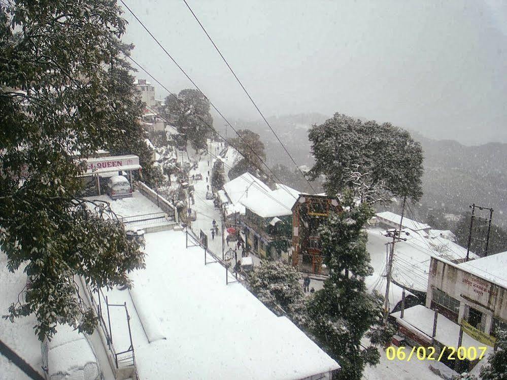 Hotel Hill Queen Mussoorie Eksteriør bilde